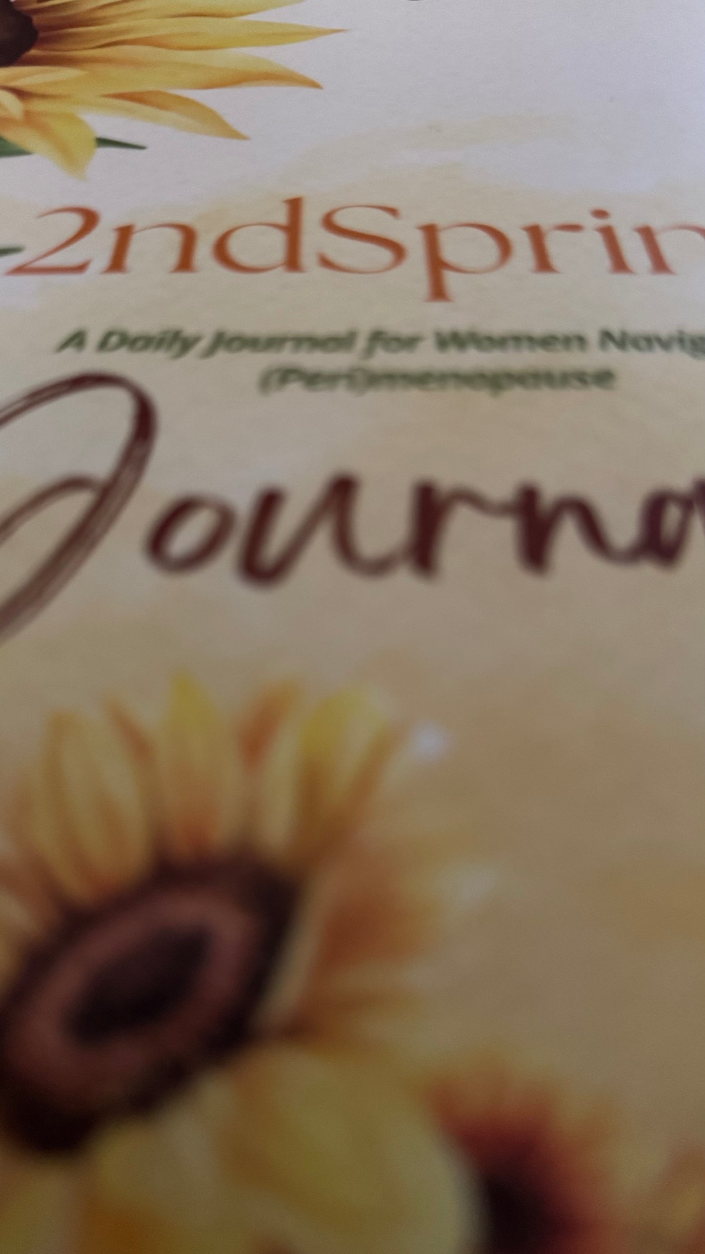 The 2nd Spring Journal - A Wellness Journal for (Peri)menopausal Women.